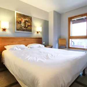 Stunning 3-bedroom With Mountain Views Flaine